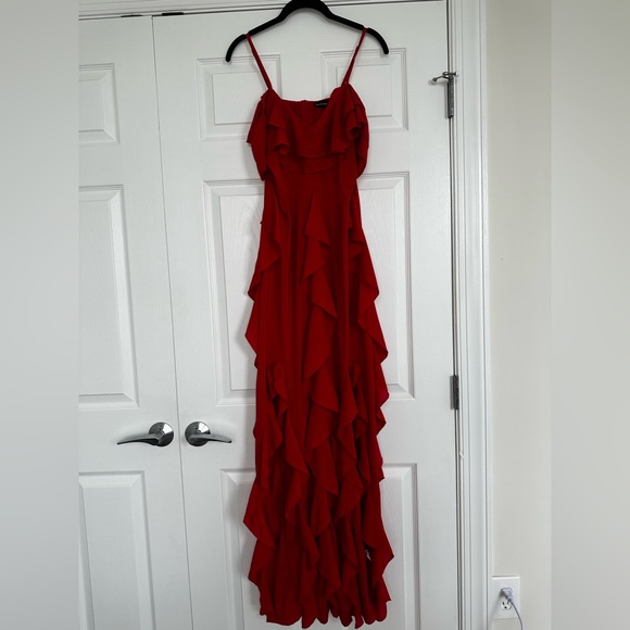 PrettyLittleThings “Hot Mama” Red Ruffled Maxi Dress - Picture 5 of 8